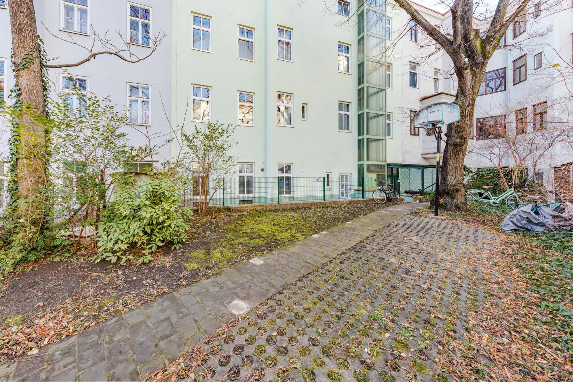 Urban Vienna Living - 18Th District Aparthotel Eksteriør bilde