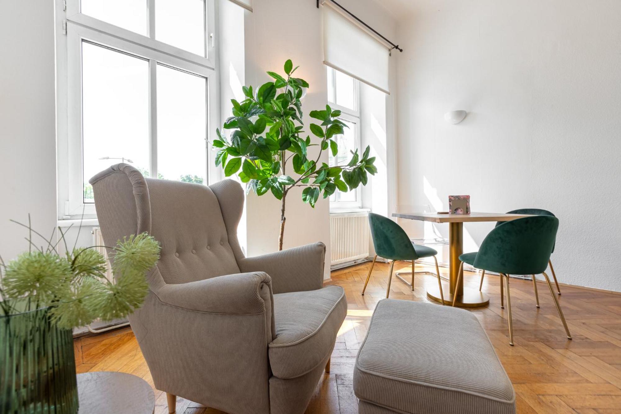 Urban Vienna Living - 18Th District Aparthotel Eksteriør bilde